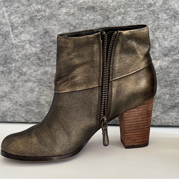COLE HAAN Nike Air 6.5B Leather Zip Ankle Booties Cassidy Bronze Gold Metallic - Picture 7 of 16